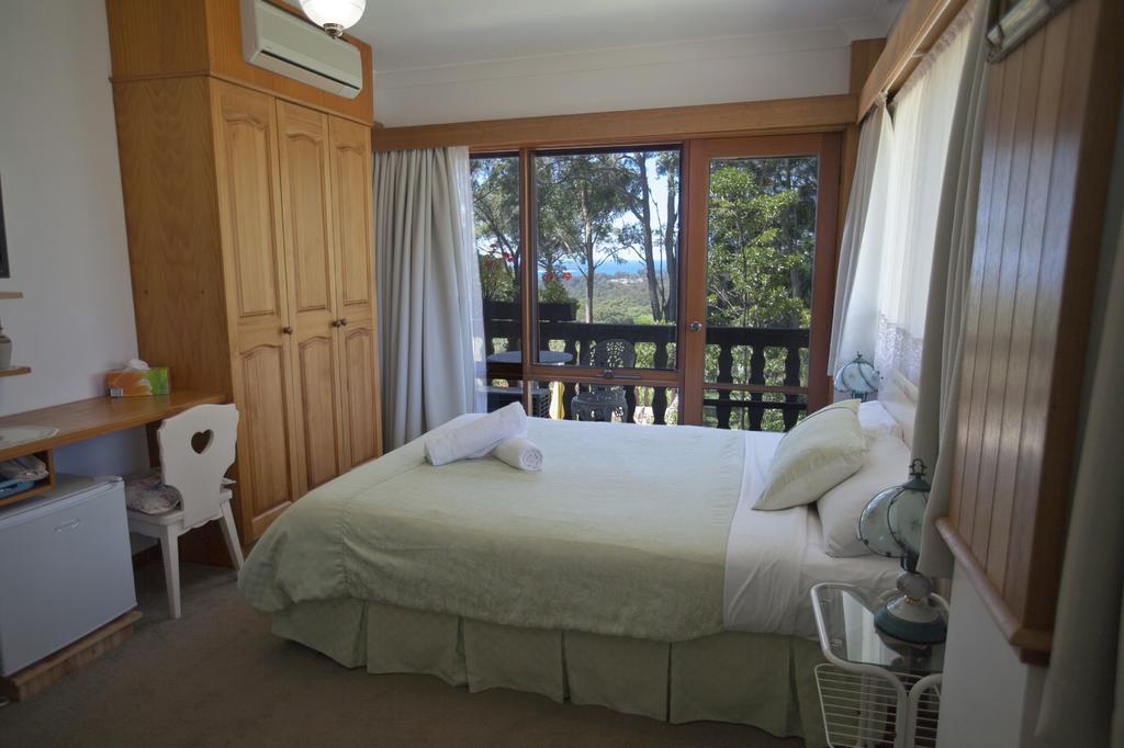 Chalet Swisse Spa Malua Bay Exterior photo